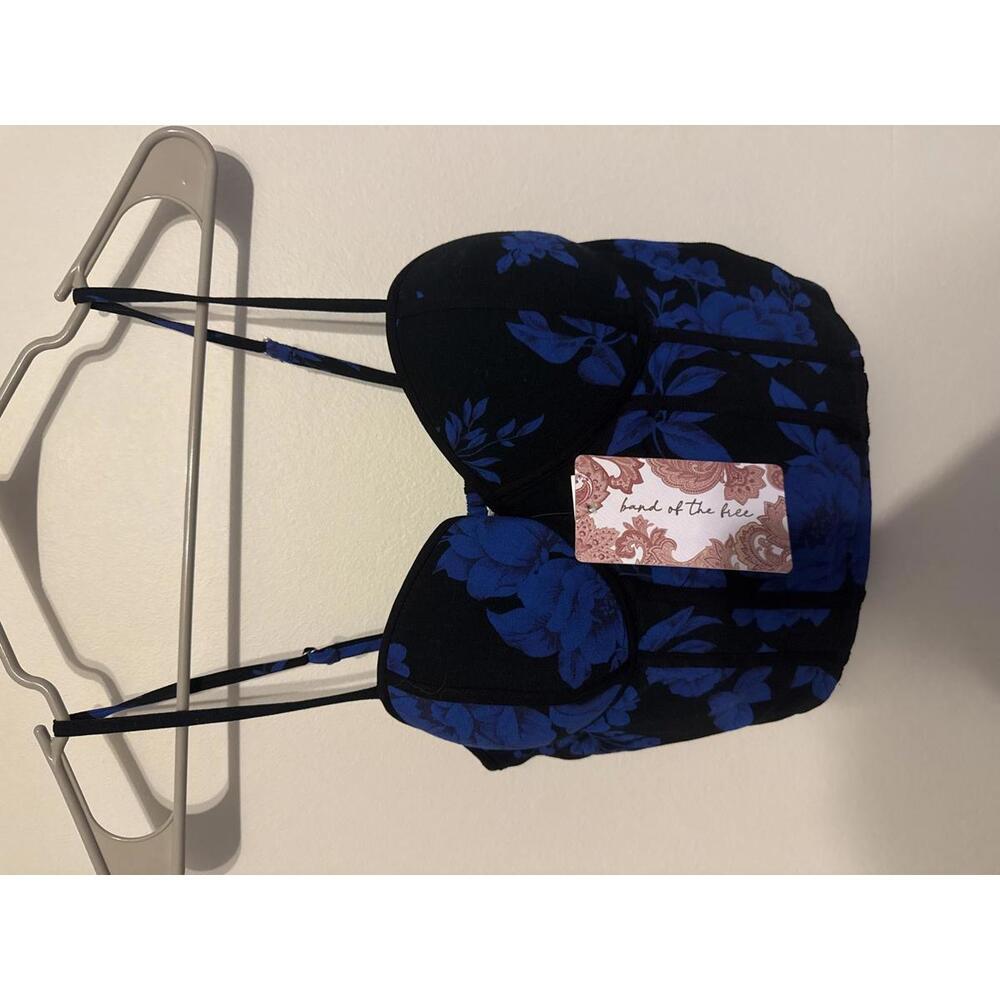 NWT Band of the Free Padded Boustier top